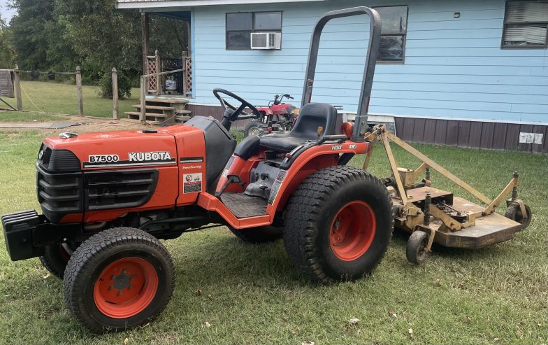 B7500 Kubota Tract